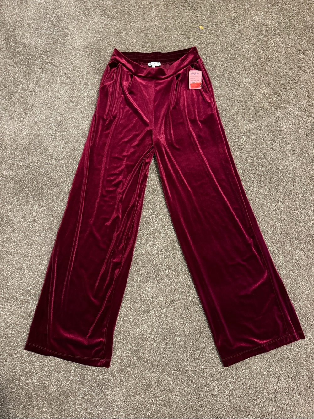 Wide-Leg Velvet Pants in Deep Wine